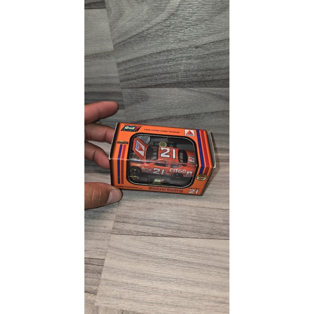 REVELL 1/64 #21 MICHAEL WALTRIP CITGO 1998 HOOD OPEN Ford Taurus